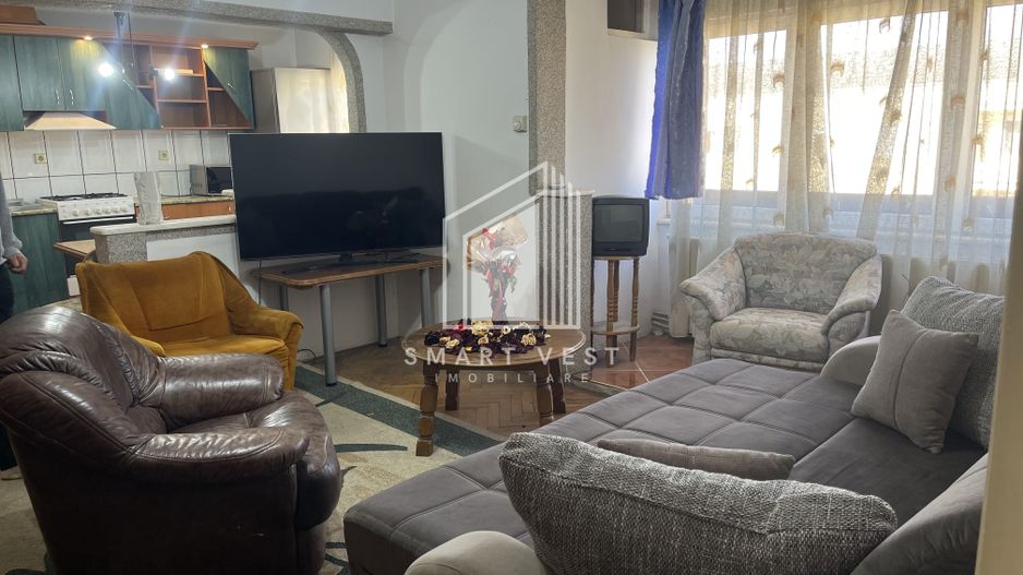 Apartament 3 camere de inchiriat | Etajul 4 | Zona Centrala - Poză 1