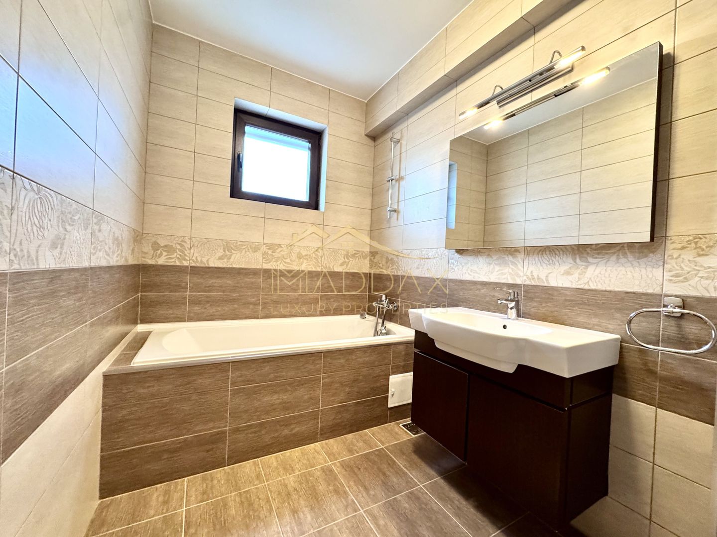 Penthouse 4 camere LUX Sisesti // 190mp //  3 locuri parcare// - Poză 25