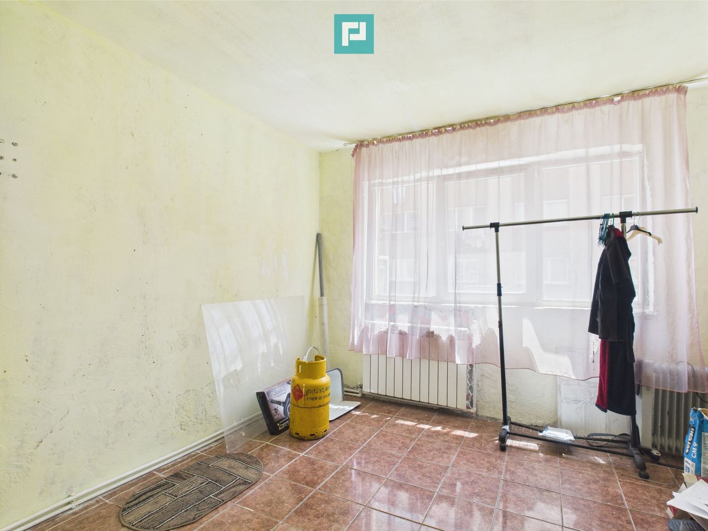 Garsonieră la parter zona UMT - Poză 3