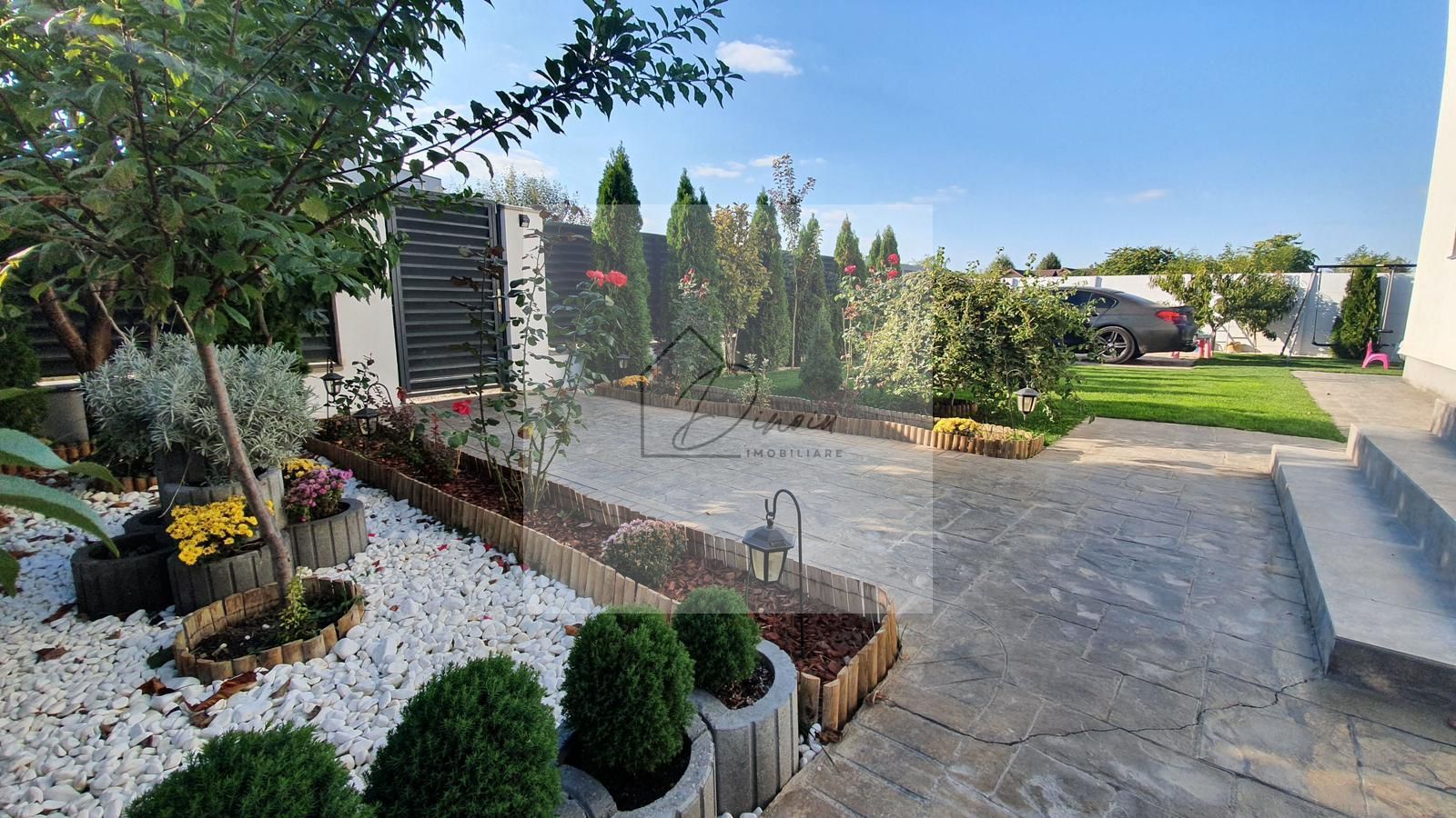 Vila PREMIUM de vanzare in Tunari - langa Biserica I COMISION 0% - Poză 1