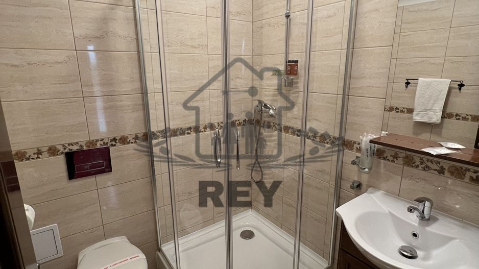 Vila de vanzare in zona Centrala/Orasul de jos - Poză 36