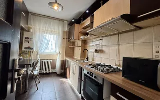 Apartament 3 camere 2 bai Centru -Blv Independentei - Poză 11