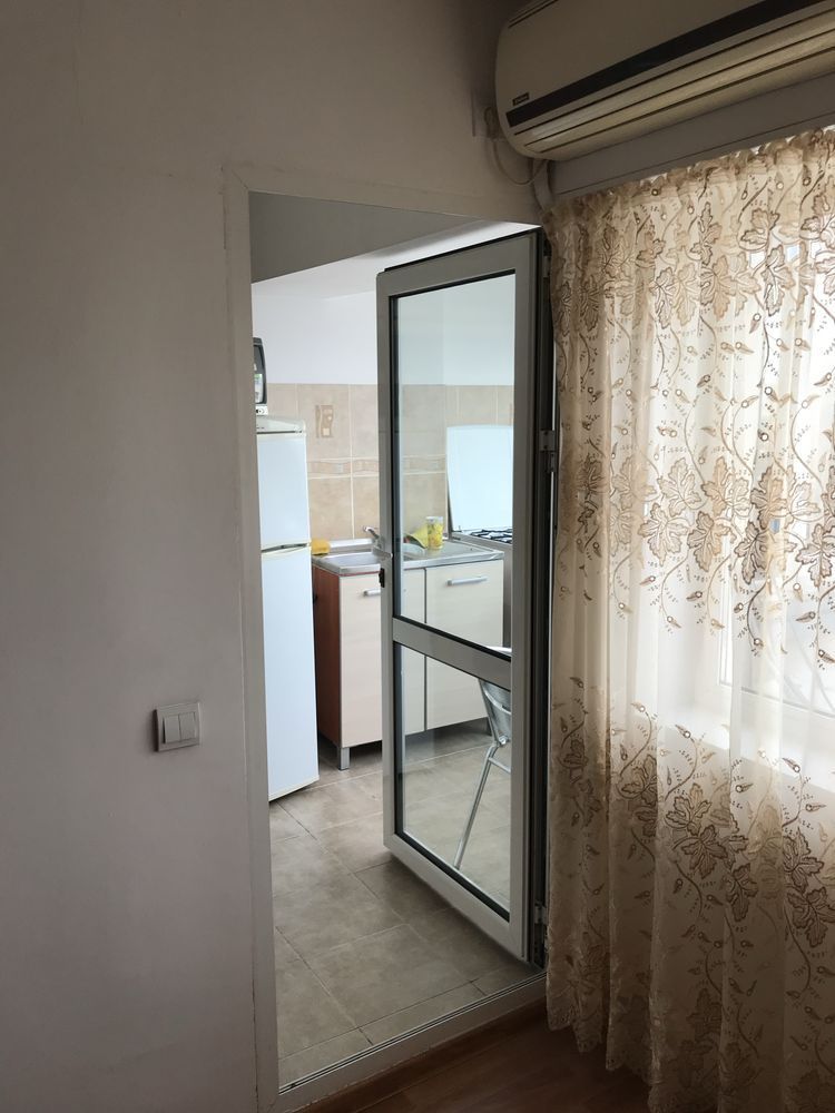 Garsoniera 2 minute de metrou Brancoveanu - Poză 6