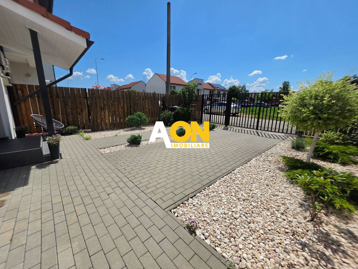 Casa 3 Camere, 2 Bai, 390mp Teren, Complet Mobilata si Utilata - Poză 18