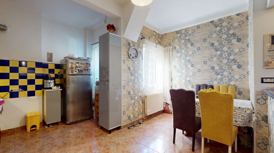 Apartament interbelic cu 3 camere, 124 mp, vis-à-vis de - Poză 25