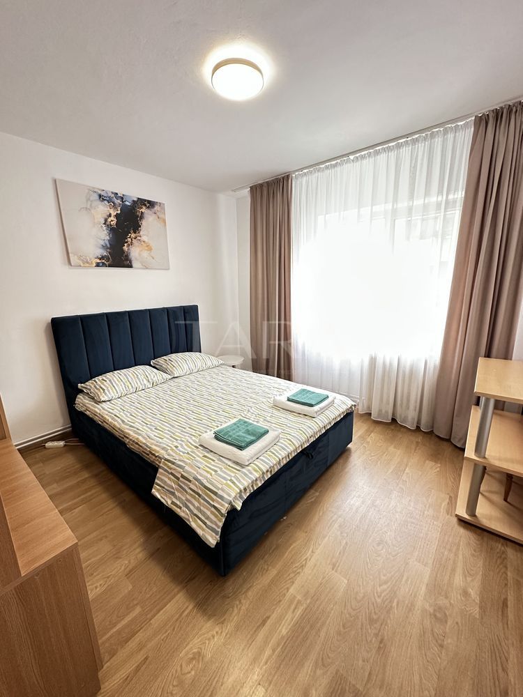 Apartament cu 4 camere decomandate, etaj 1, zona Iulius Mall. - Poză 3