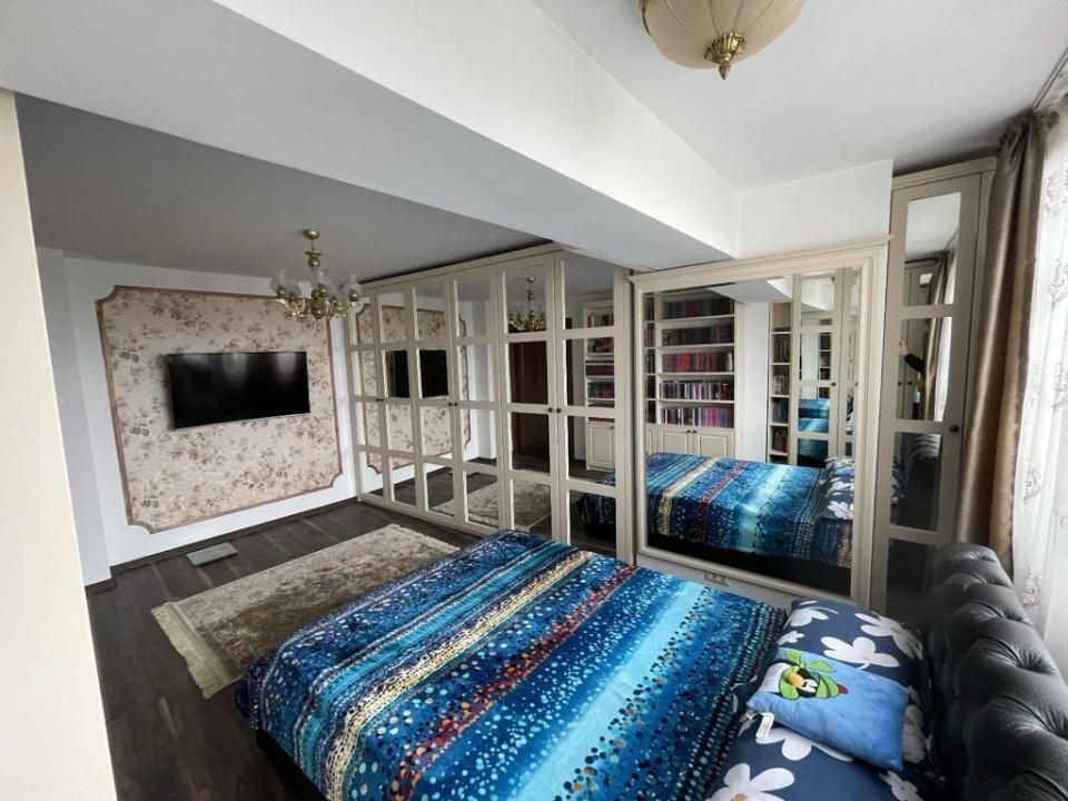 Unirii - P-ta ALBA IULIA, apartament 3 camere decomandate, etaj 5 - Poză 10