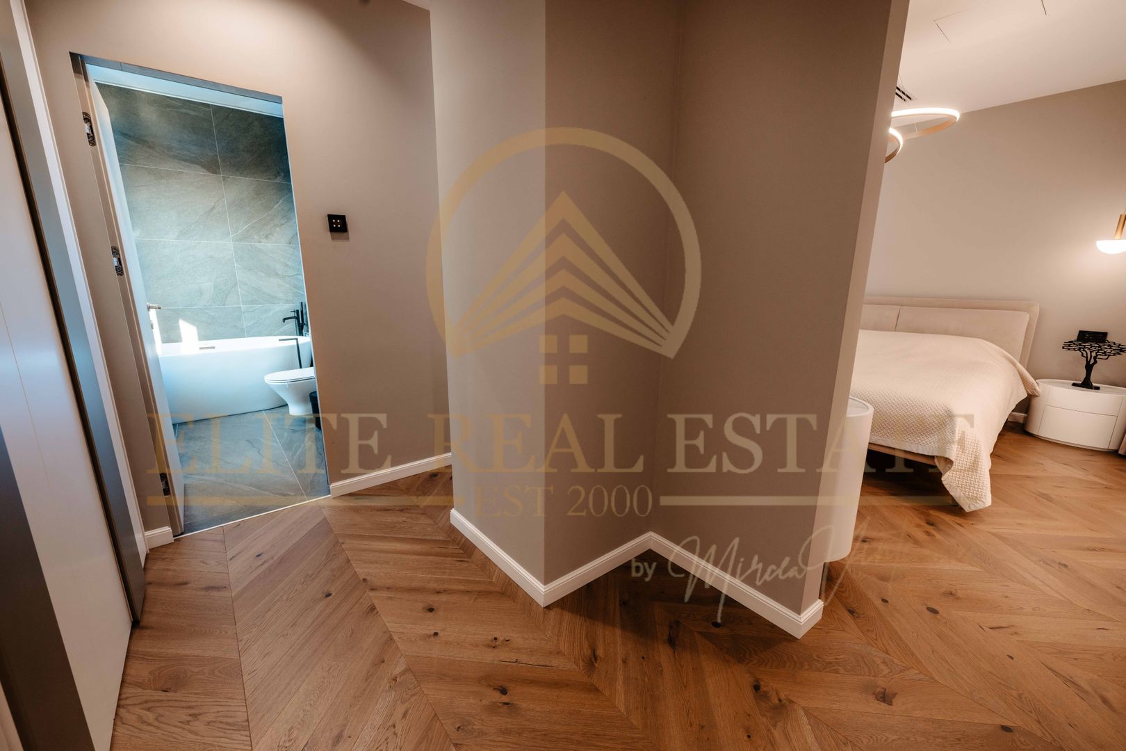 PENTHOUSE UNIC in mijlocul orasului Constanta - Poză 23