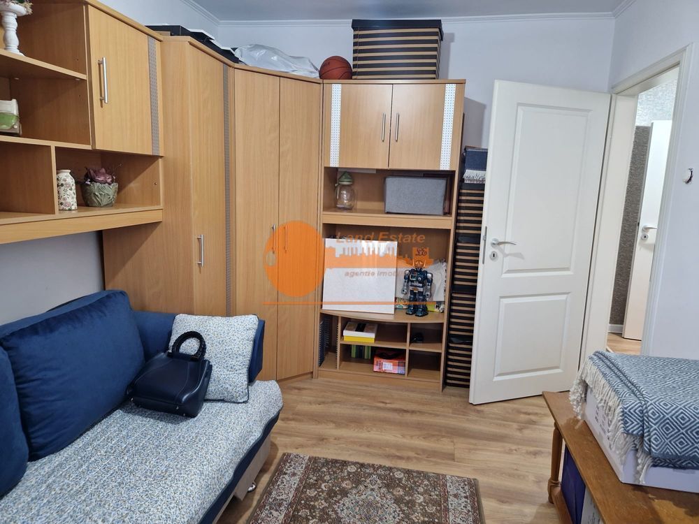 3 camere complet renovat – Drumul Taberei / Râul Doamnei - Poză 2