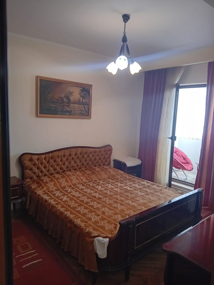 Apartament 3 camere dec,Micro 21,et 3,2 bai,2 balcoane - Poză 10