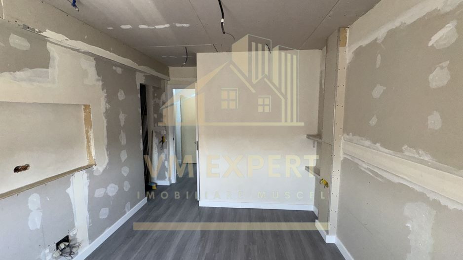 APARTAMENT 2 CAMERE CAMPULUNG, ETAJ 4, CARTIER VISOI - Poză 13