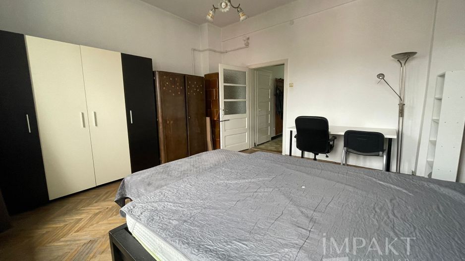 Apartament cu 2 camere in inima orasului - Poză 2