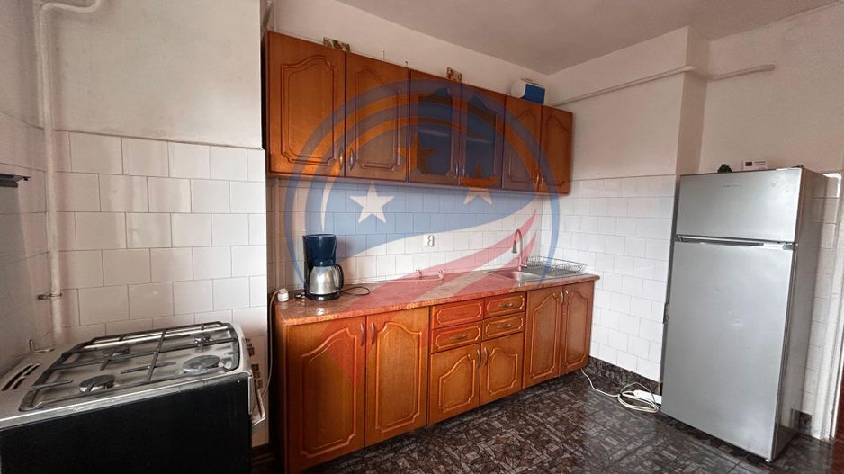 Apartament 3 camere decomandat de inchiriat pe Calea Severinului Craiova - Poză 6