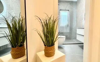 Apartament exclusivist cu grădină — confortul unei case - Mosnița Nouǎ - Poză 24