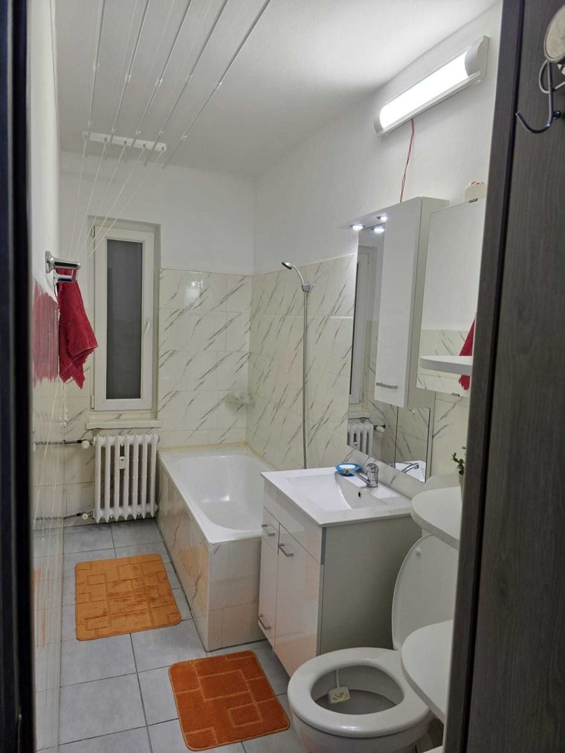 Închiriez garsonieră spațioasă, Auchan Vitan,  plan secund - Poză 6