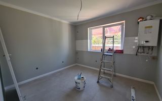 Doar o vila a mai ramas!Nu rata ultima disponibilitate Ciurbesti lac - Poză 9