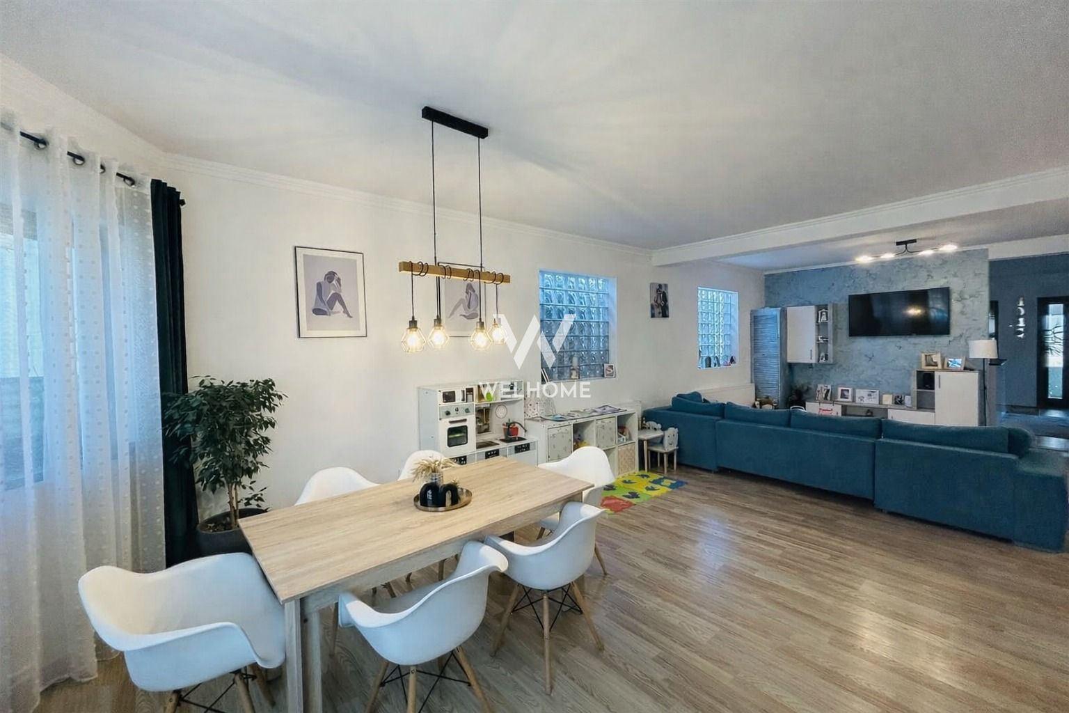 Casă pe un nivel în zonă accesibilă și liniștită + hala in Sura Mare - Poză 2