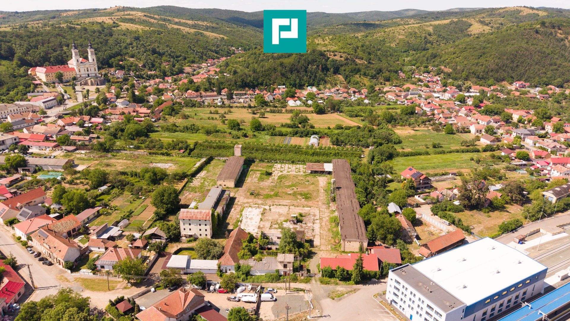 Spațiu industrial cu Teren 13.072 mp în Lipova - Poză 3