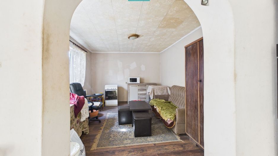 Casă cu 7 camere, ideală pentru familie, Grădiște - Poză 12