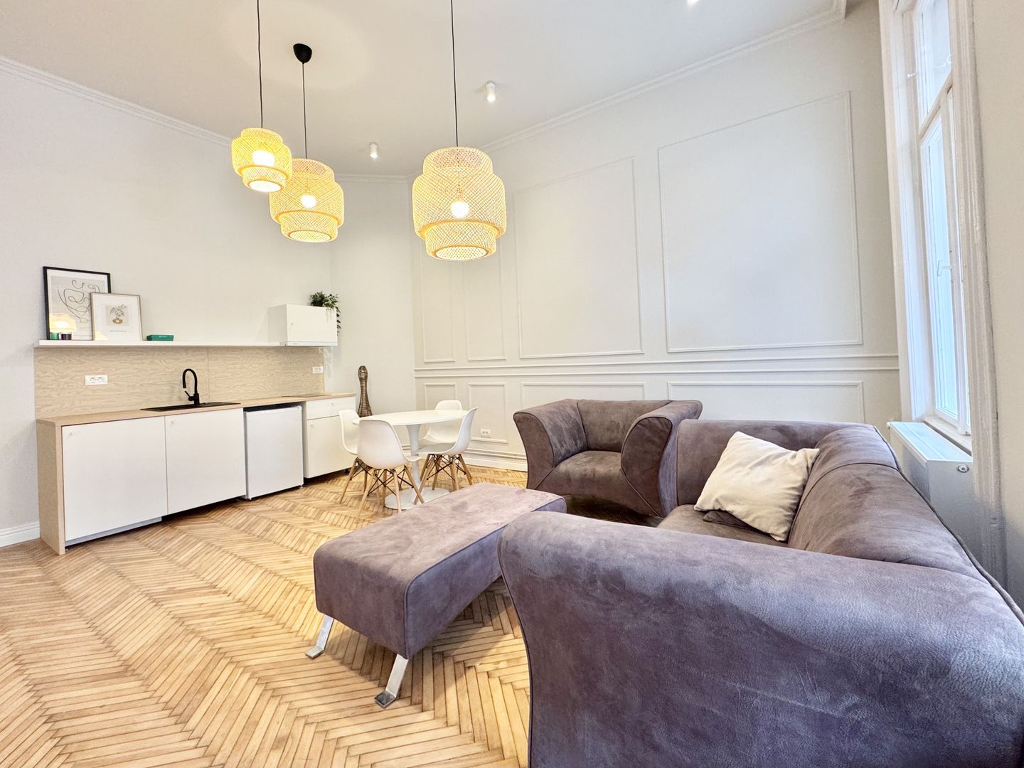 Apartament elegant si vibrant, prima inchirere,  Central - P-ta Maria - Poză 2