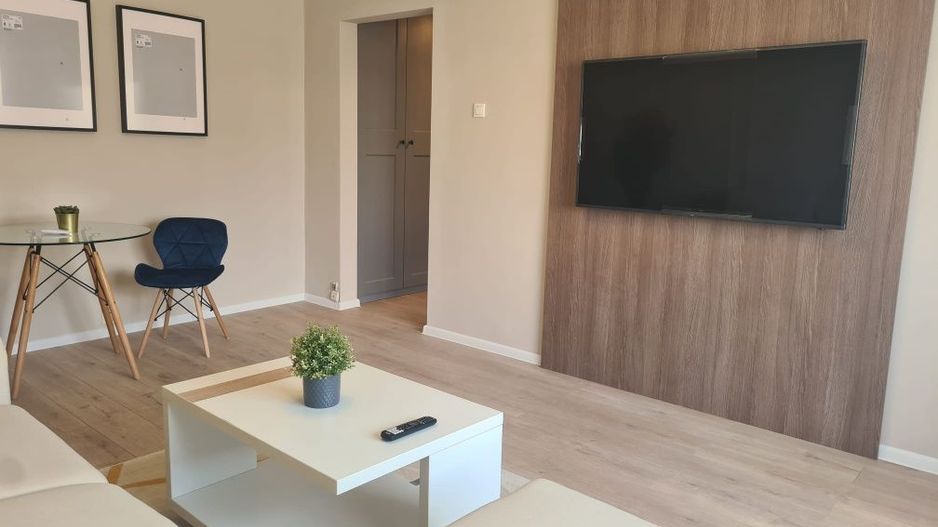 Inchiriere apartament Aviatiei, 2 camere - Poză 2