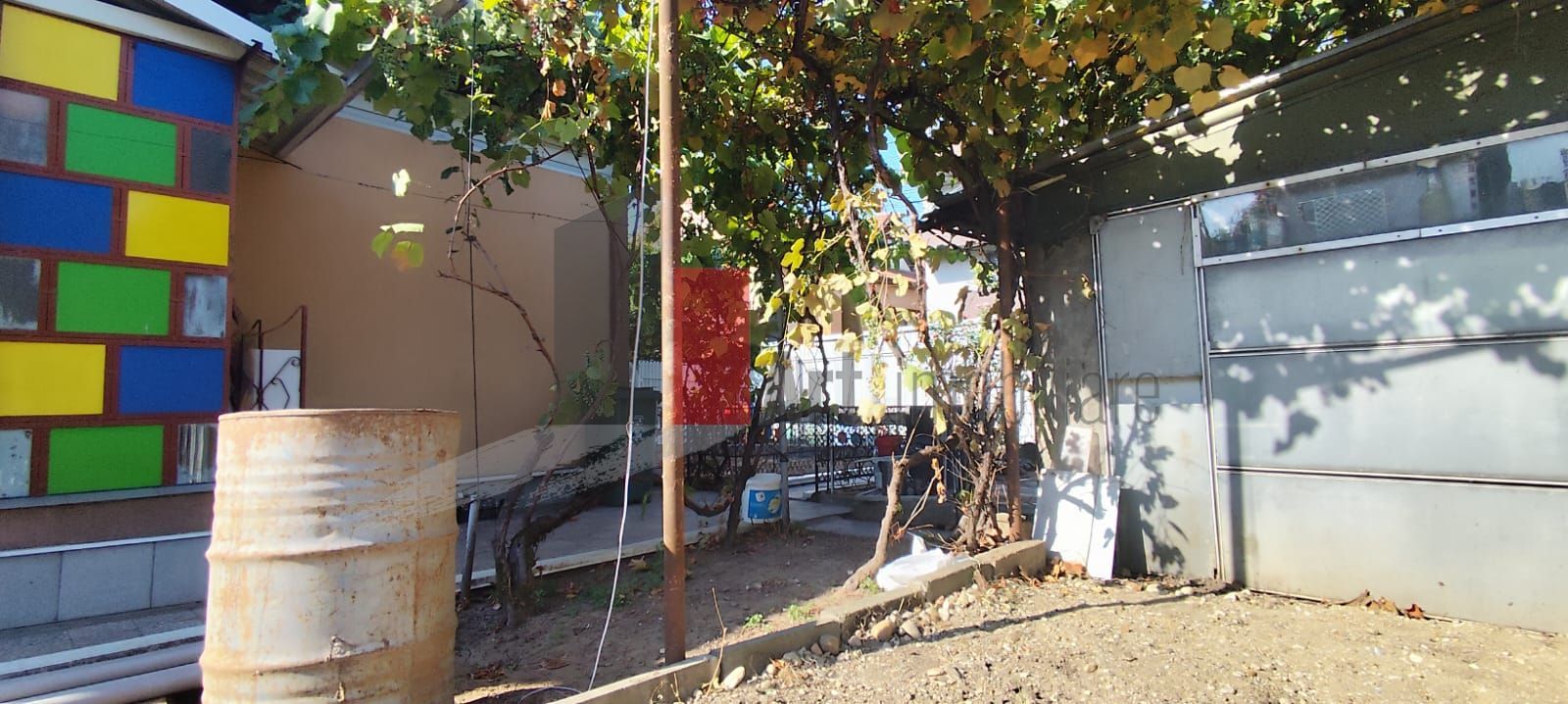 Casa de vanzare + teren in zona Jiului (Bucurestii Noi) - Poză 12