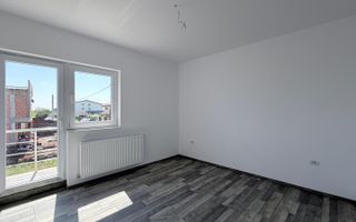 Casa Individuala - 5 camere - 2 bai - 468mp teren - Poză 9