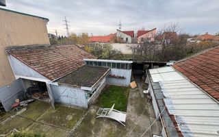 Investiție cu potențial: 2 apartamente + mansardă – Comison 0 - Poză 11