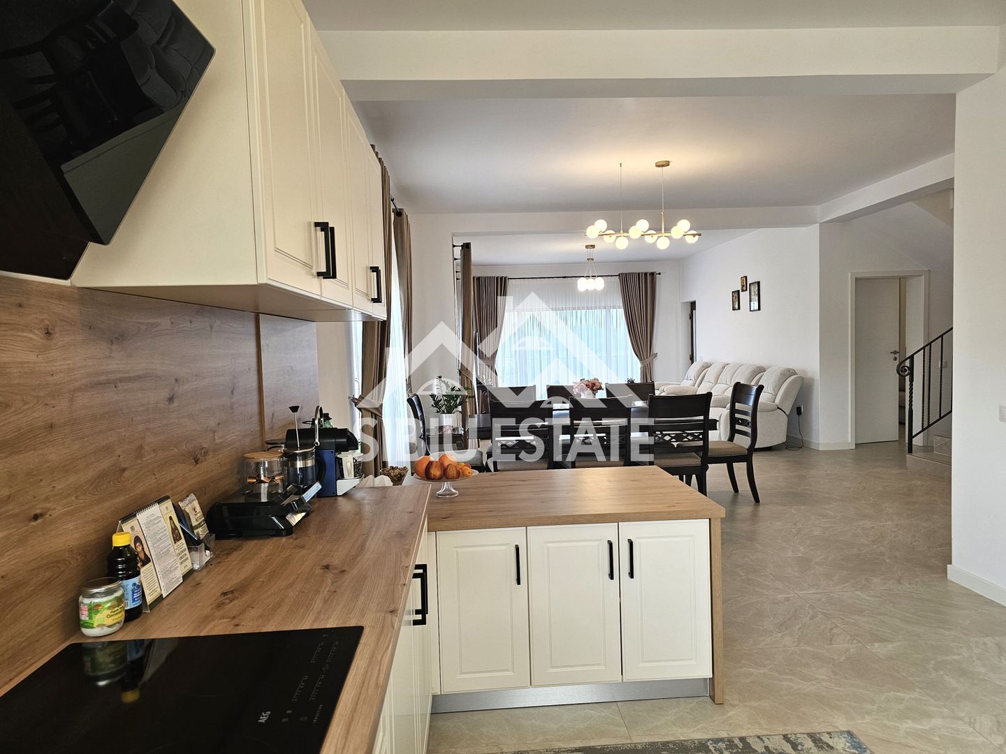 Casa Sibiu Cisnadioara, casa cu garaj, 5 camere, 3 bai - Poză 15
