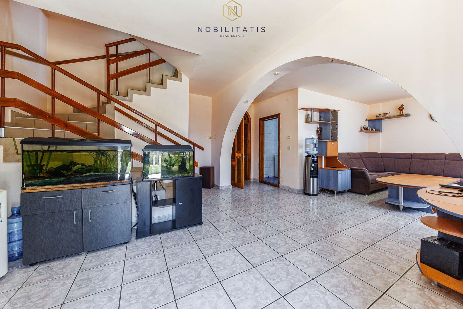 Vânzare casă individuală cu potențial extraordinar în Dumbrăvița - Poză 26