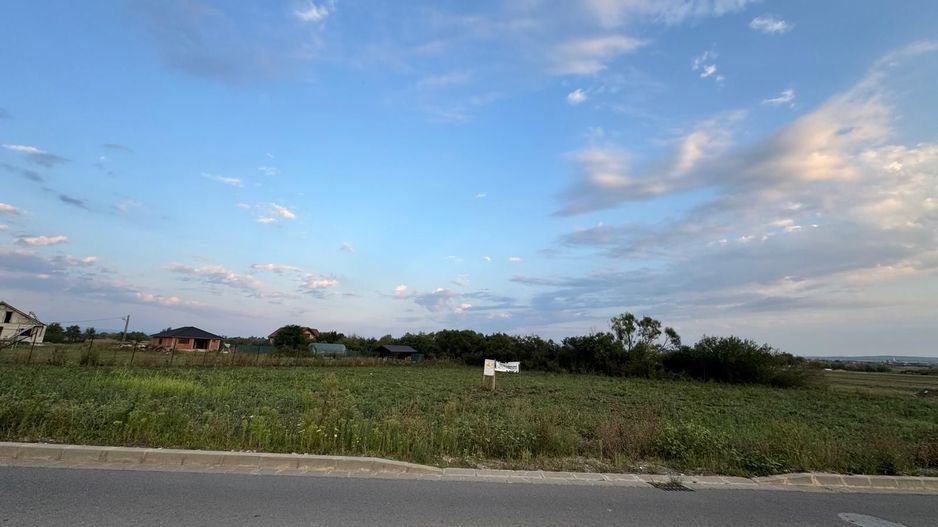 Parcele teren intravilan Strada Podgoria - Poză 1