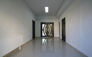 Inchiriere spatiu pentru birouri, cabinete, Negru Voda stradal - Poză 3