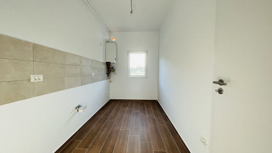 Spatiu birouri | 3 incaperi 55mp | GRADINA 50mp - Loc parcare privat - Poză 9