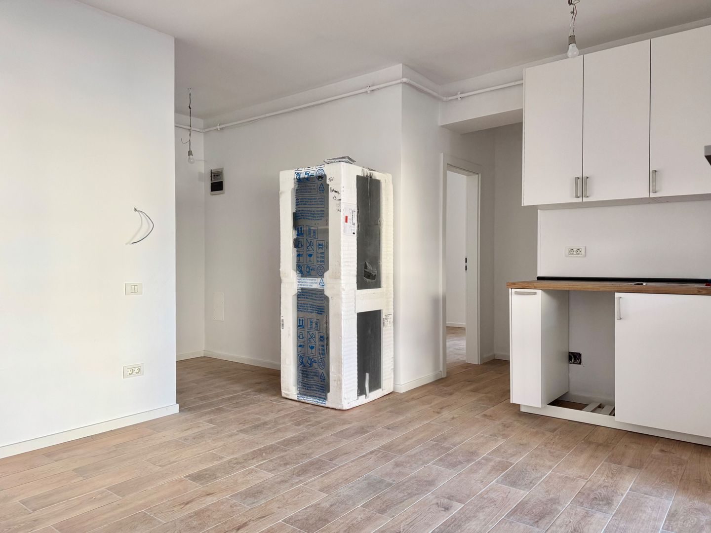 Parter 2 camere Lidia, parcare inclusă – locuință sau birou - Poză 5