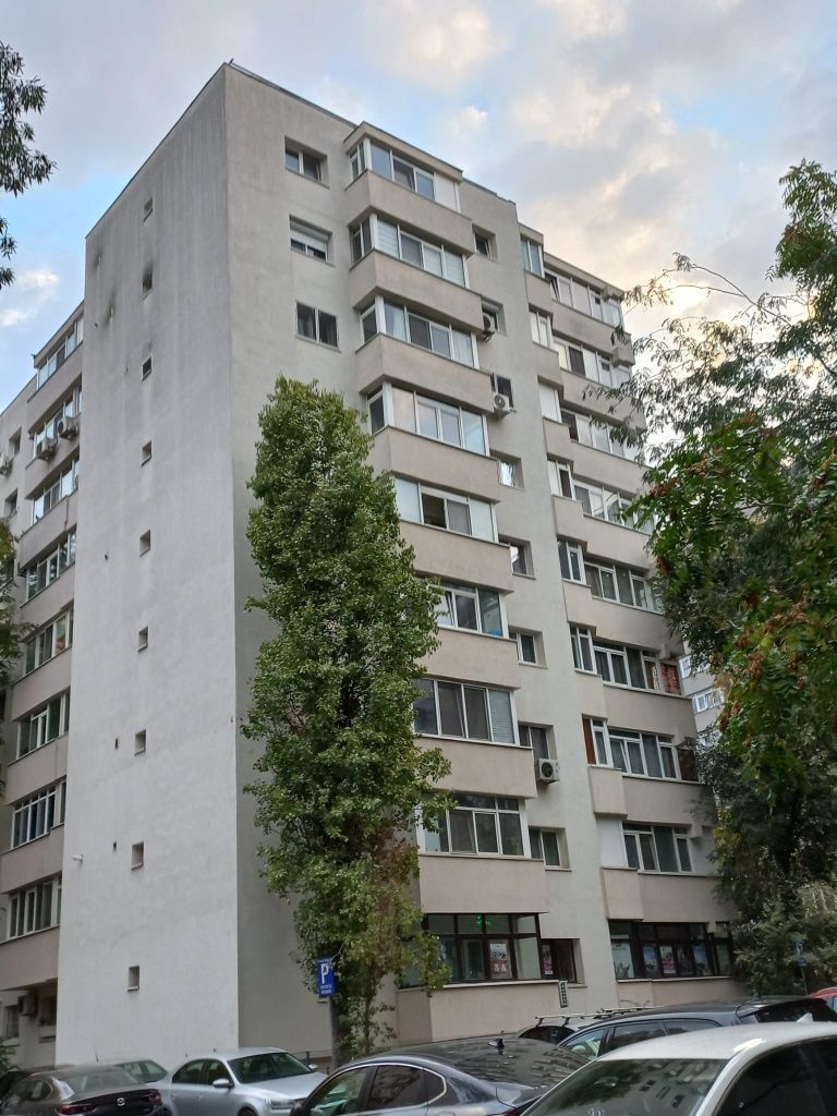 Apartament 4 camere - Poză 3