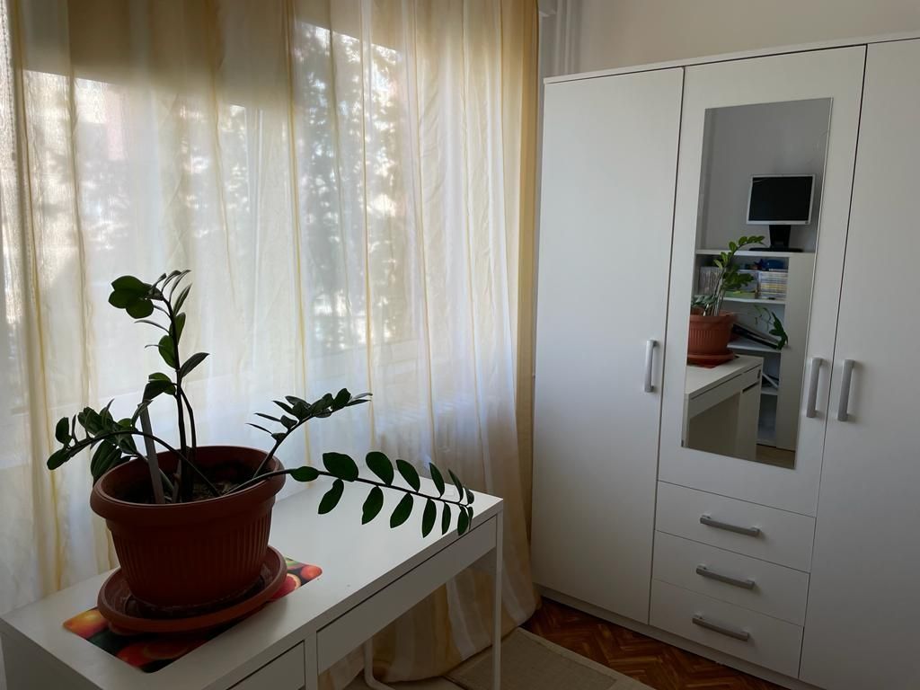 Apartament 2camere, mobilat complet, 50m metrou Drumul Taberei - Poză 3