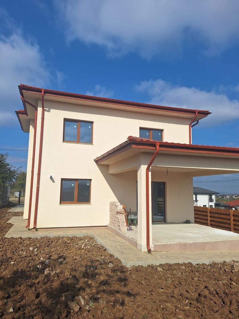 Casa P+E ,140 mp utili,451 mp teren, Hlincea,MUTARE  IMEDIATA. - Poză 7