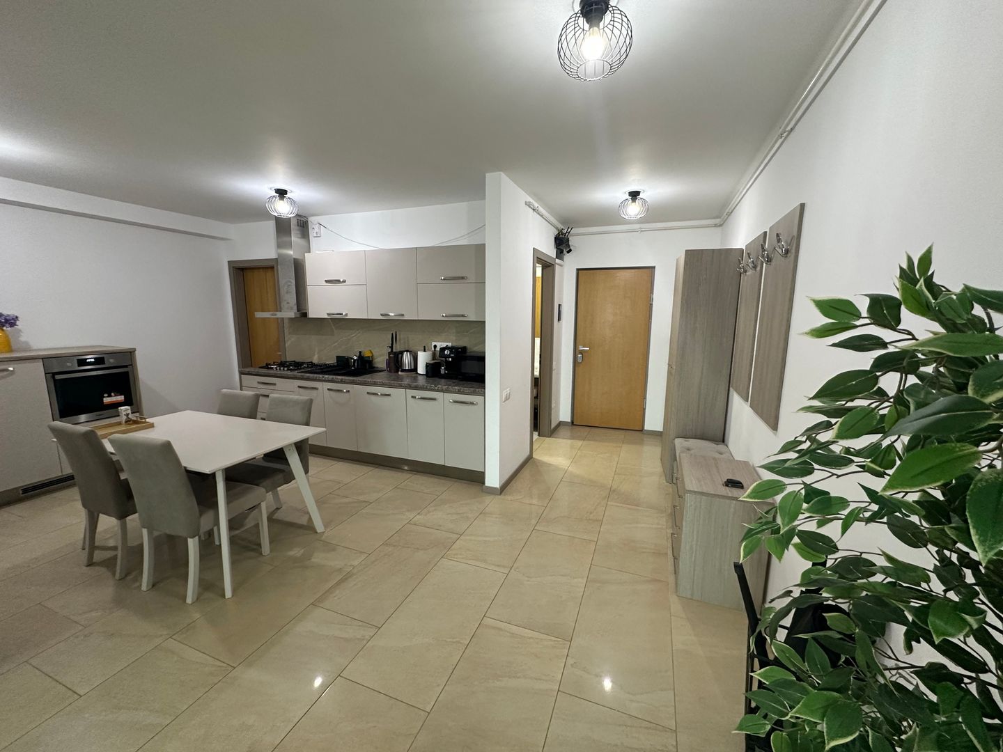 Apartament bloc nou 3 camere - parcare subterana - Poză 12