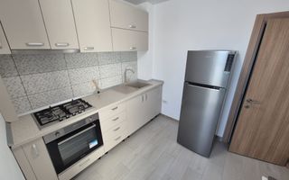 APARATORII PATRIEI - GARSONIERA MOBILATA - GATA DE MUTAT - Poză 3