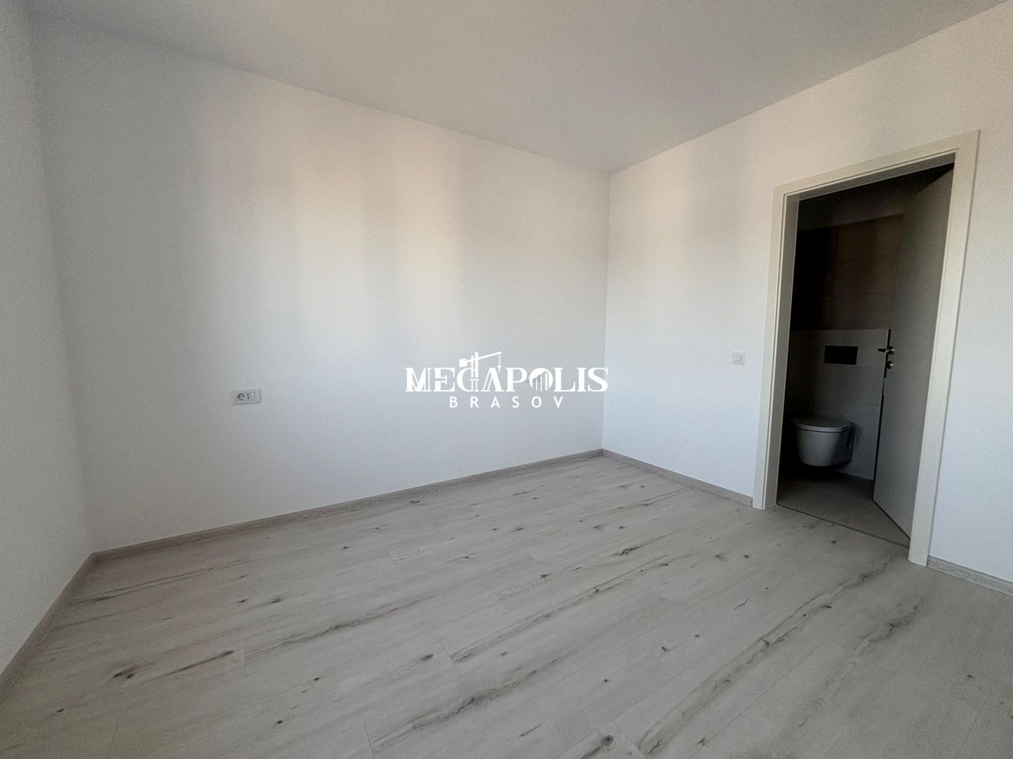 Apartament 3 camere | Parcare | Decomandat | Prima închiriere - Poză 12