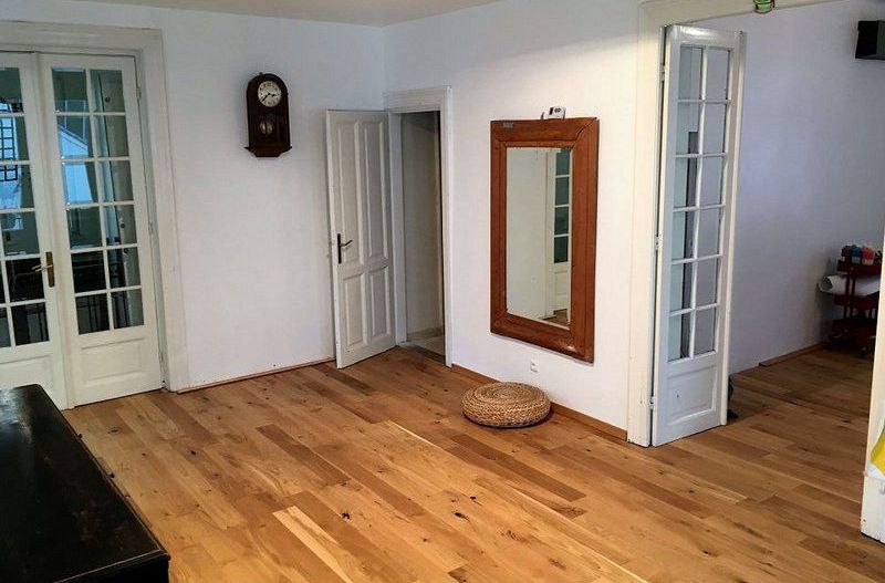 Etaj in vila ideal atelier, cabinet sau locuit, hub, activitati creative - Poză 2