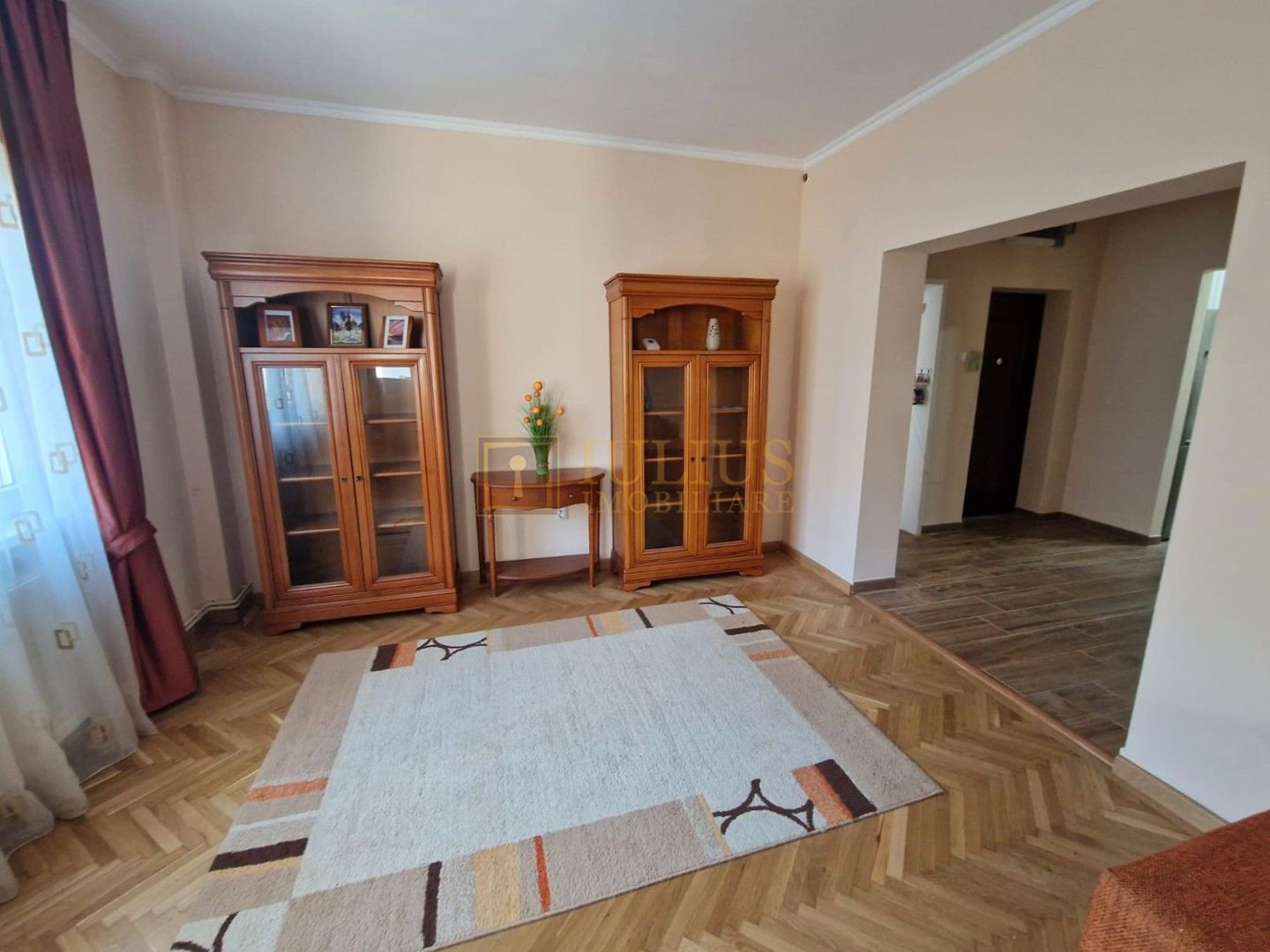 Apartament renovat, Medicina - Poză 2