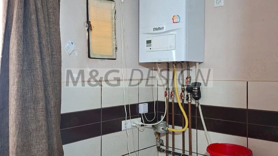3 camere decomandat zona Bucovina - Poză 3