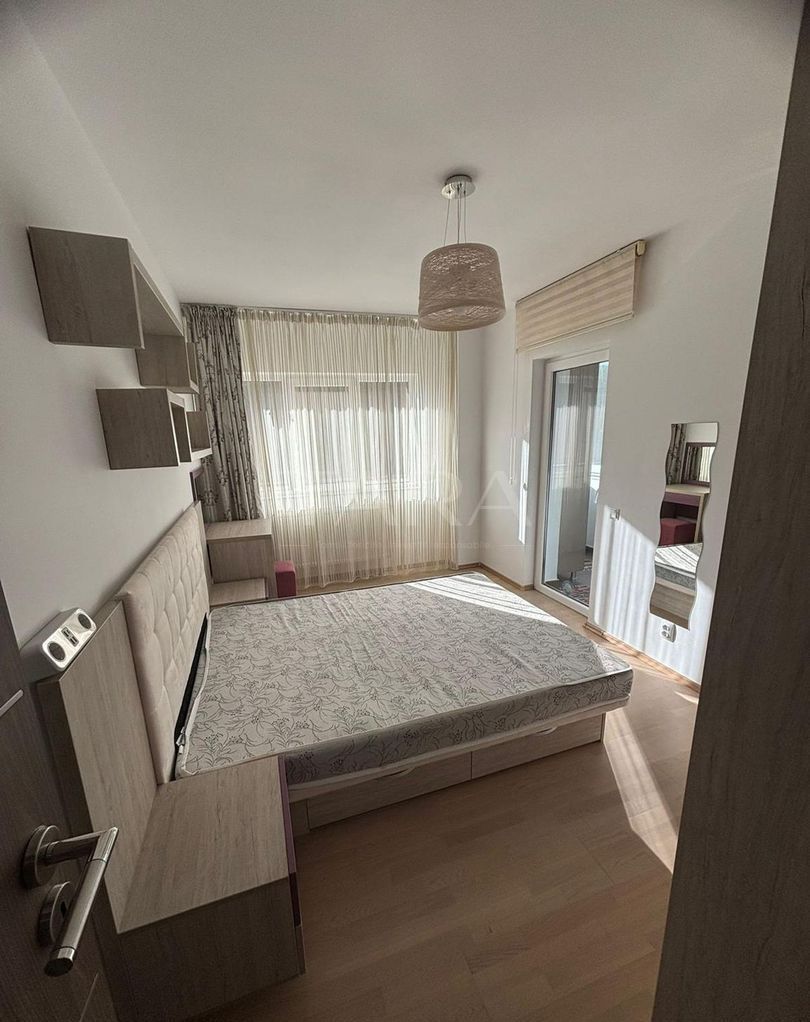 Apartament cu 3 camere, 2 băi și 2 balcoane, lângă pădurea Făget. - Poză 5