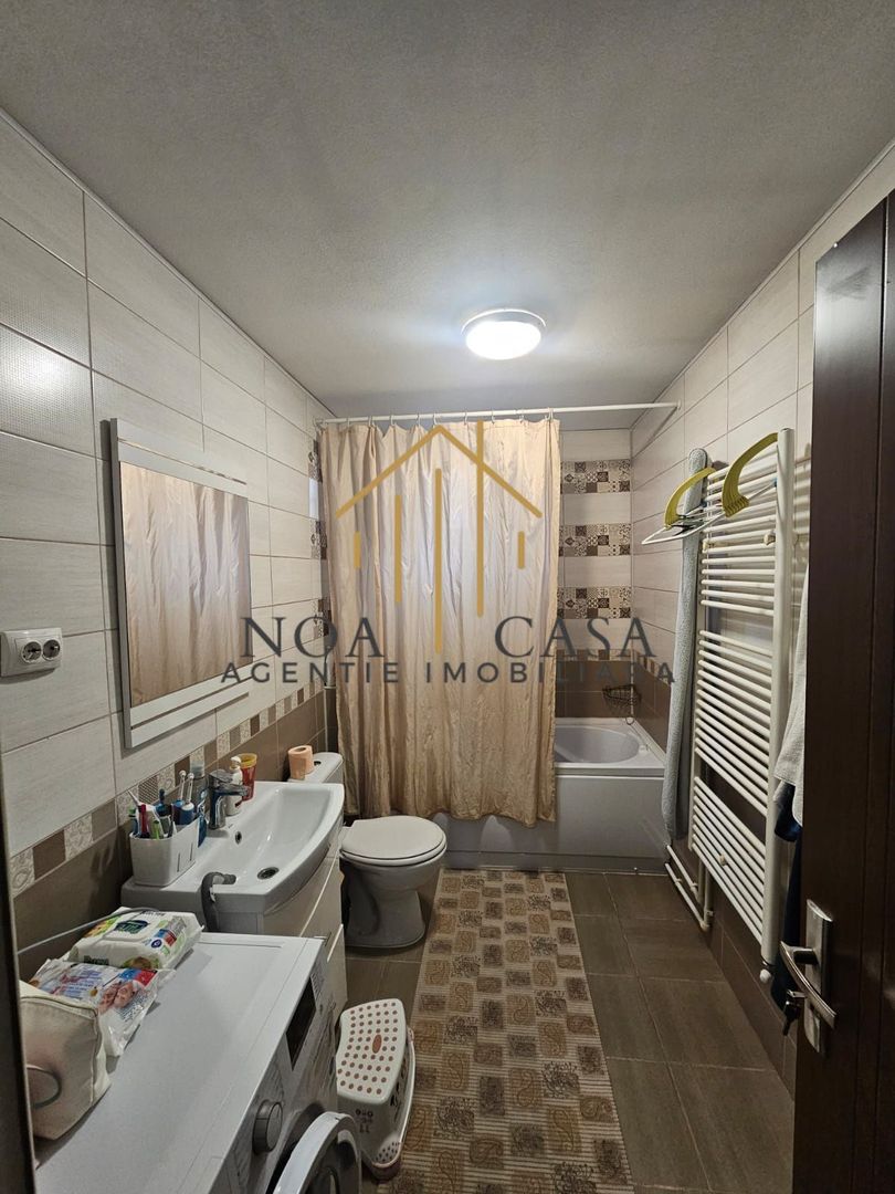Casă / Vilă cu 5 camere de vânzare în Preajba - Poză 12