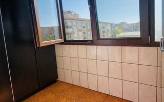 Apartament cu 3 camere – Zona Nufărul, Oradea - Poză 10