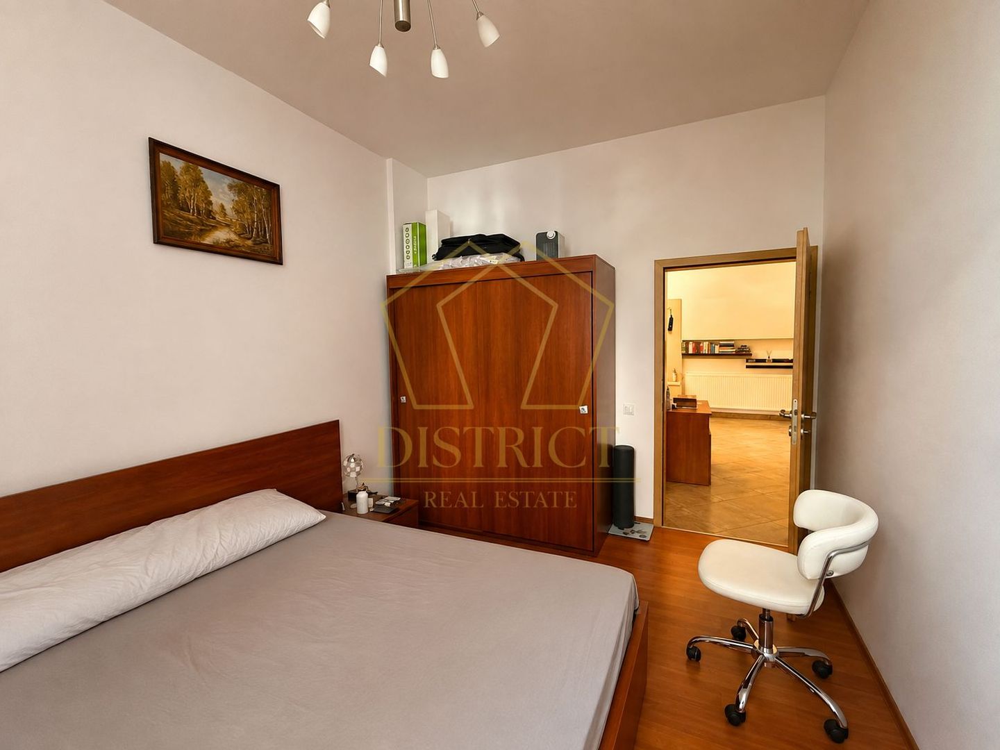 COM 0% Apartament cu 2 camere Cladire Istorica | Bv-ul Regele Carol - Poză 1