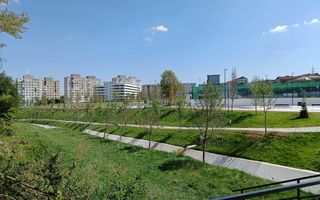 4 camere decomandate etaj intermediar, zona ''La Terenuri" - Poză 7