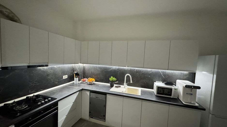 Giroc | 2 Camere | Etaj 1 | Mobilat si Utilat | Curte comuna | - Poză 3