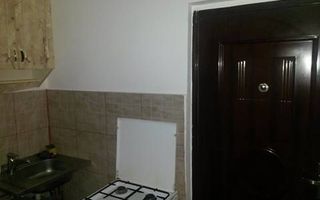 Garsoniera zona Buziasului - Poză 3